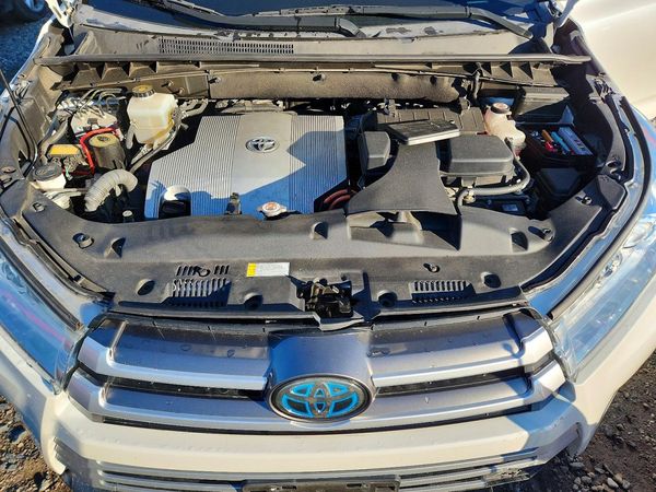 2019 TOYOTA HIGHLANDER HYBRID XLE Hybrid