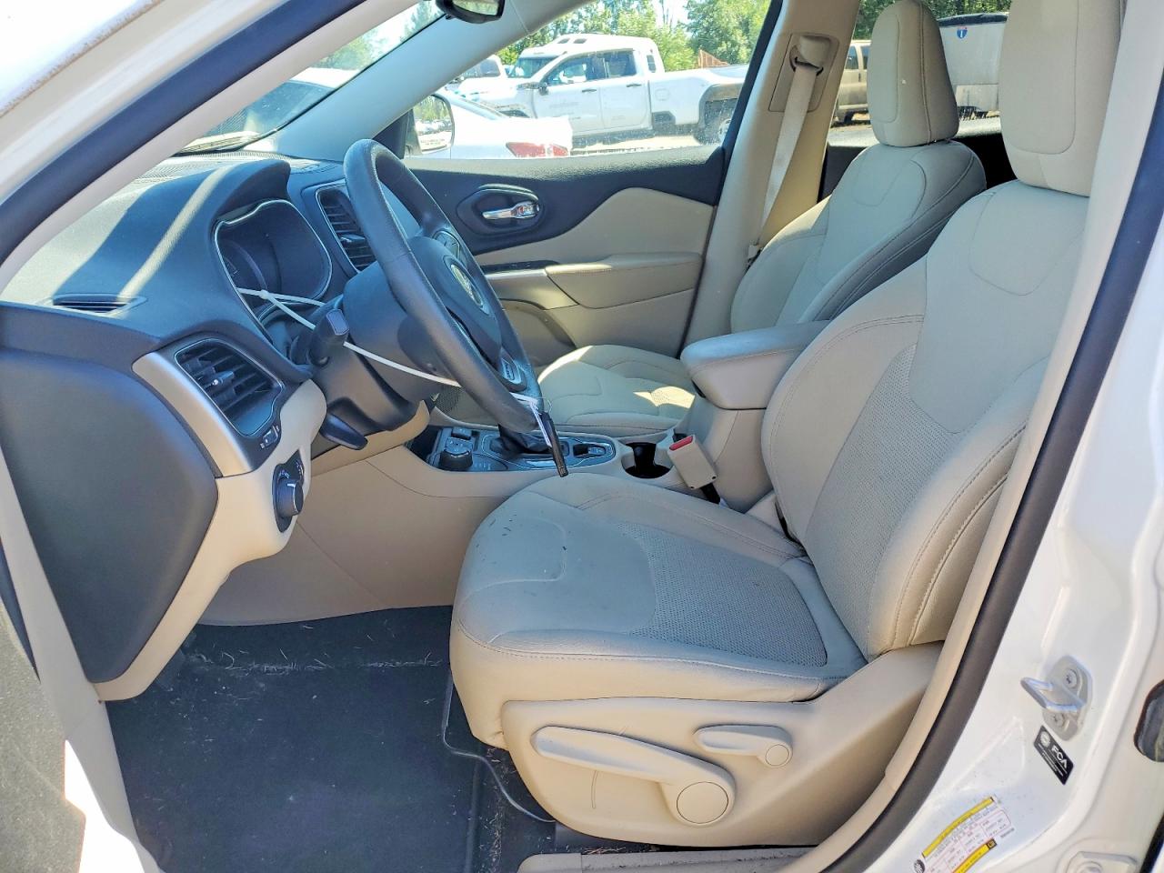 2021 JEEP CHEROKEE LATITUDE 4X4