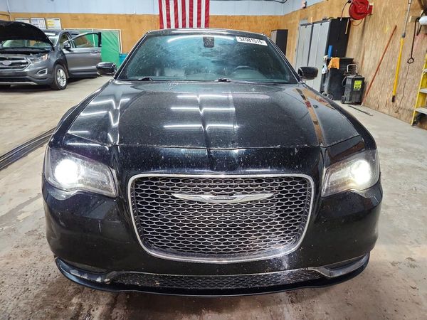 2017 CHRYSLER 300 300S