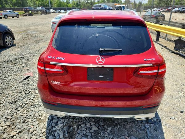 2018 MERCEDES-BENZ GLC GLC 300-4M
