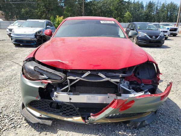 2018 ALFA ROMEO GIULIA RWD