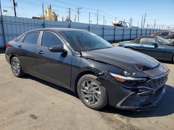 2024 HYUNDAI ELANTRA Blue