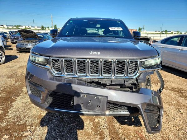 2024 JEEP GRAND CHEROKEE