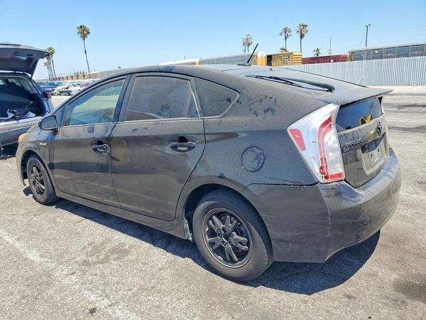 2015 TOYOTA PRIUS