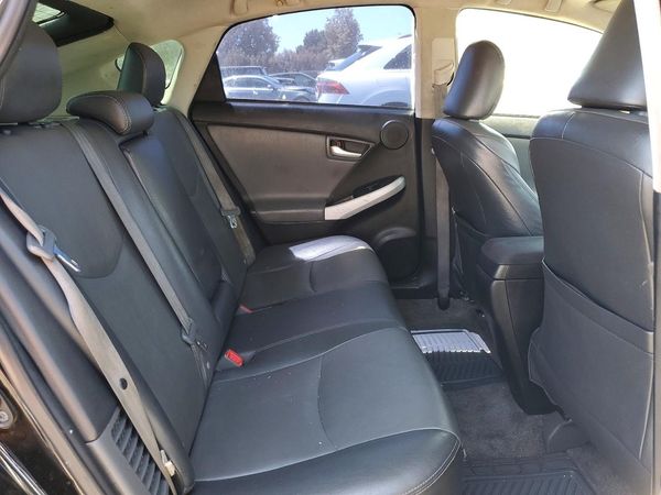 2015 TOYOTA PRIUS