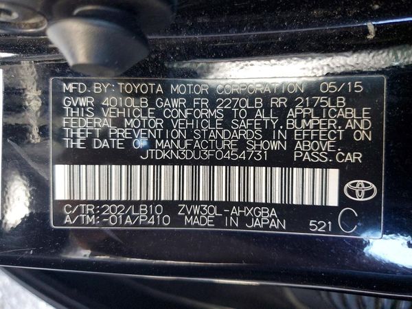 2015 TOYOTA PRIUS
