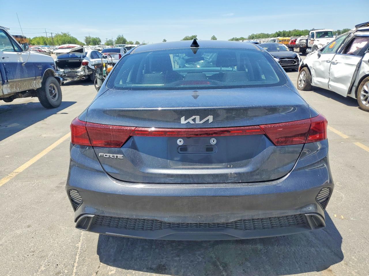 2022 KIA FORTE FE, LXS