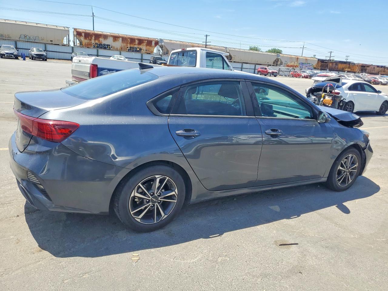 2022 KIA FORTE FE, LXS