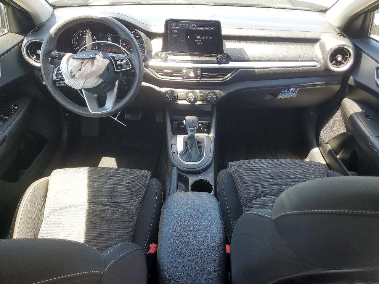 2022 KIA FORTE FE, LXS