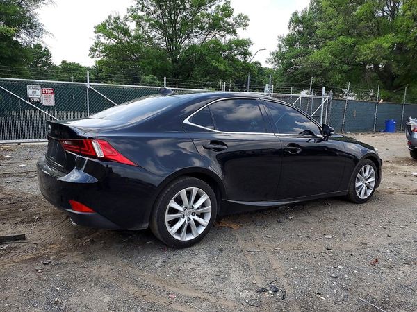 2016 LEXUS IS 200t