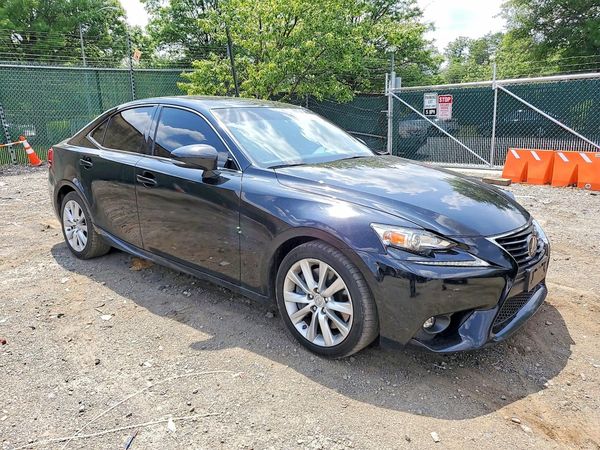 2016 LEXUS IS 200t
