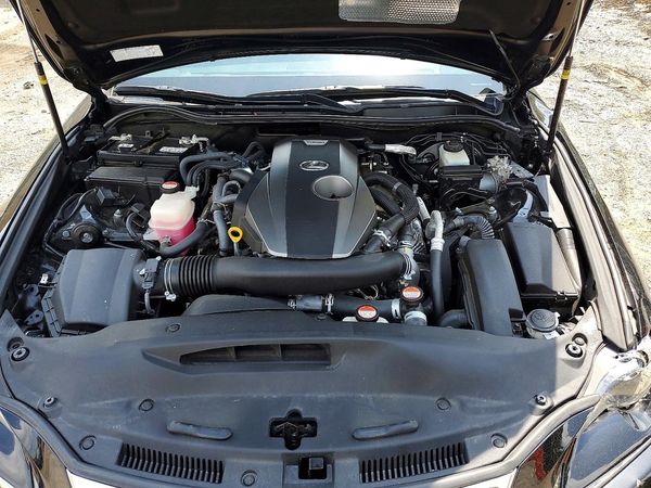 2016 LEXUS IS 200t