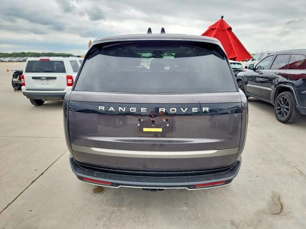 2024 LAND ROVER RANGE ROVER SE