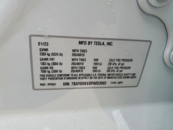 2023 TESLA MODEL Y