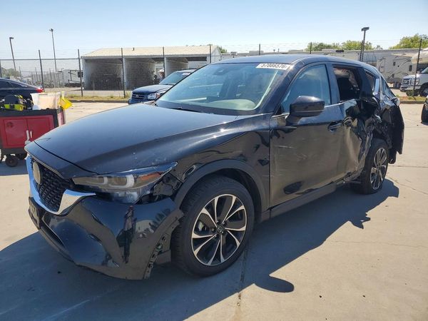 2023 MAZDA CX-5 Premium Package