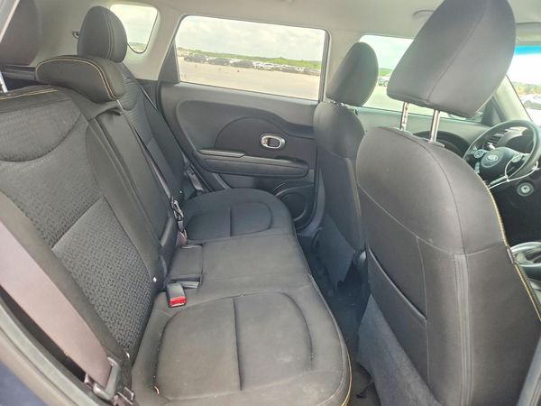 2016 KIA SOUL Exclaim