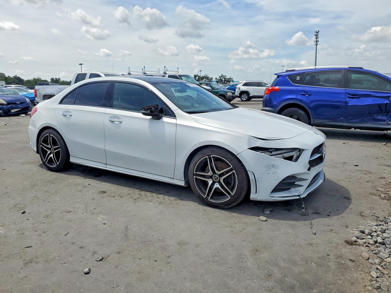 2020 MERCEDES-BENZ A A220