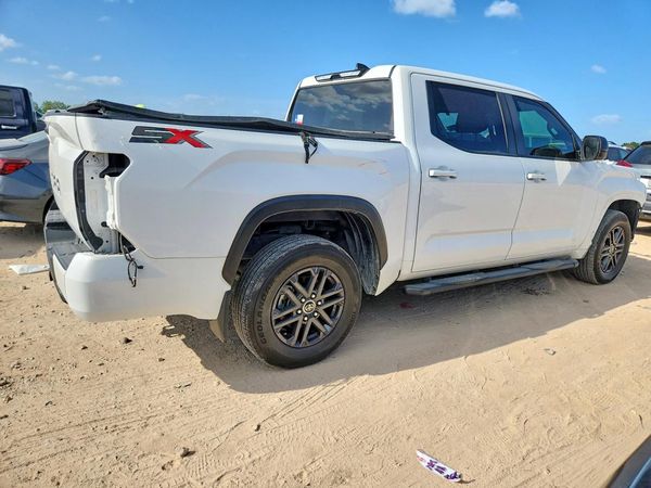 2024 TOYOTA TUNDRA