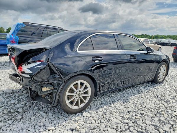 2020 MERCEDES-BENZ A