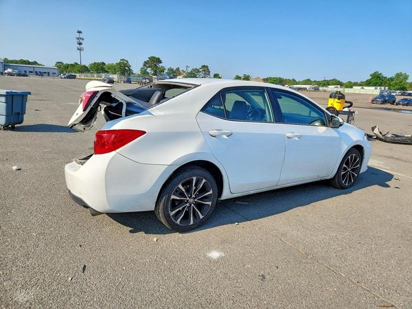 2017 TOYOTA COROLLA