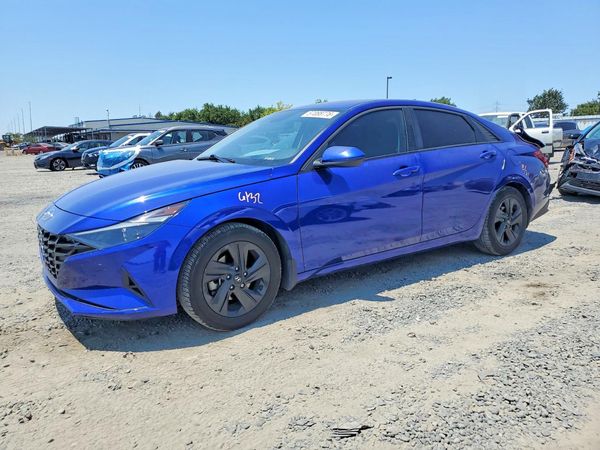 2022 HYUNDAI ELANTRA SEL
