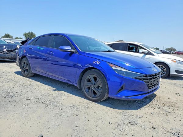 2022 HYUNDAI ELANTRA SEL