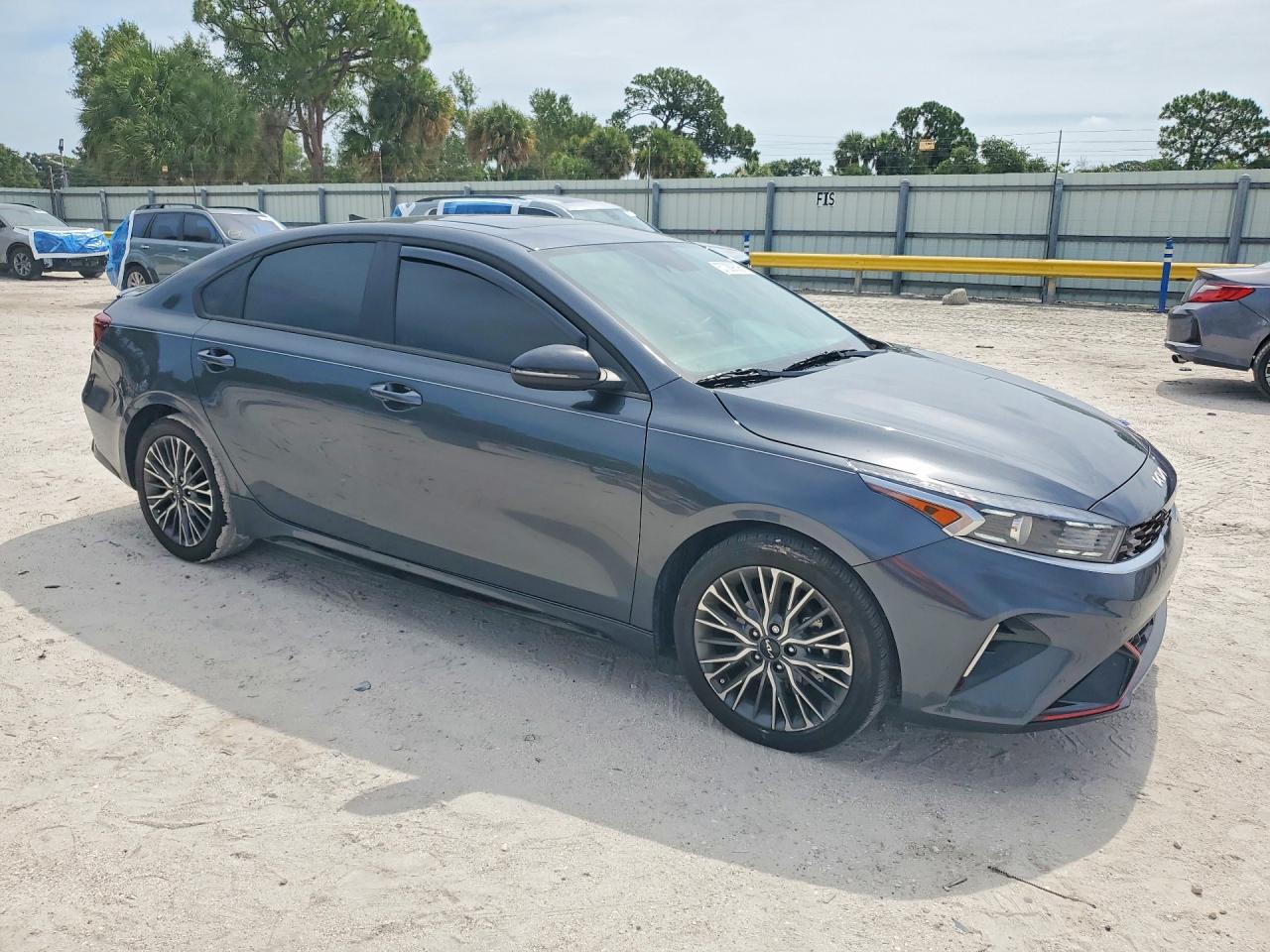 2024 KIA FORTE GT Line