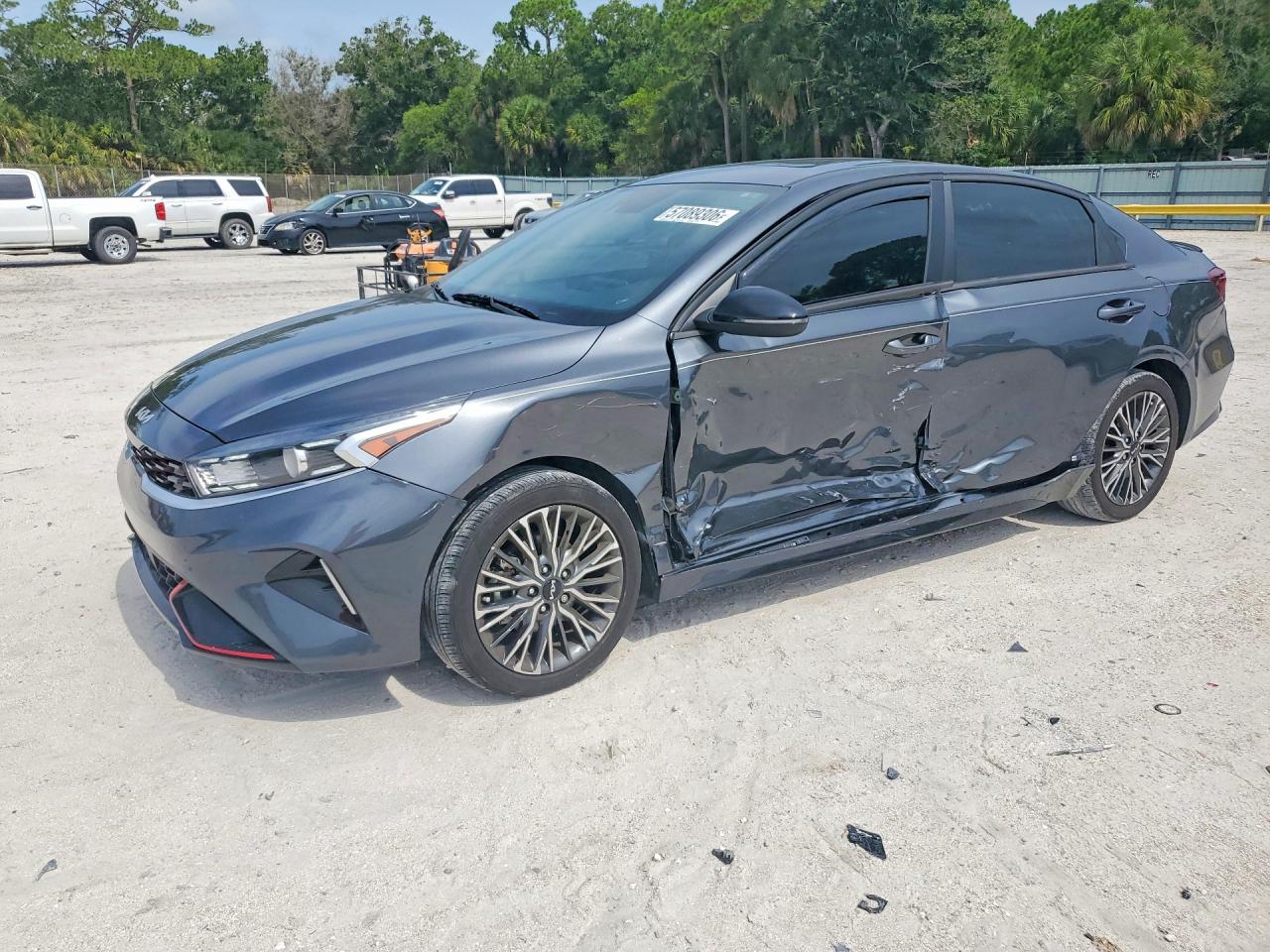 2024 KIA FORTE GT Line