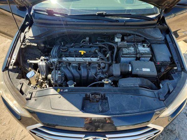 2017 HYUNDAI ELANTRA