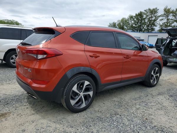 2016 HYUNDAI TUCSON