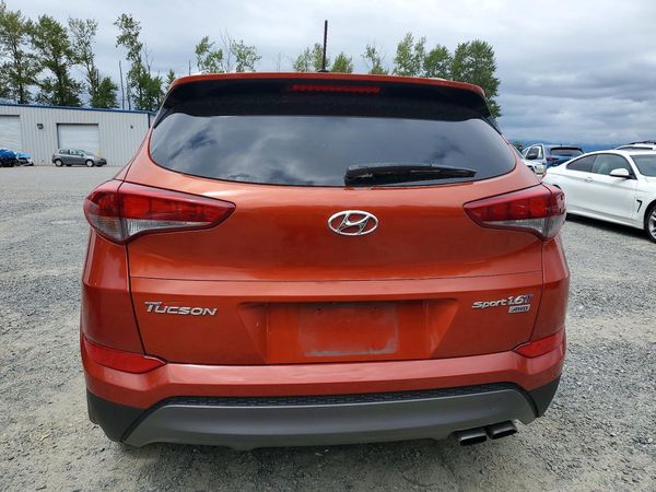 2016 HYUNDAI TUCSON