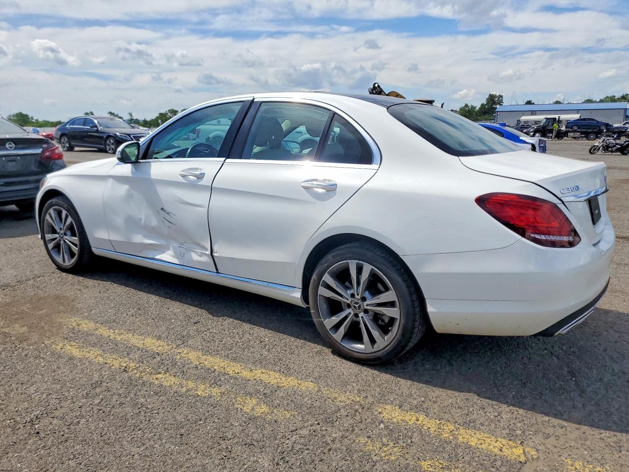 2021 MERCEDES-BENZ C C300-4M