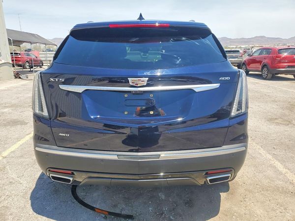 2021 CADILLAC XT5 Sport