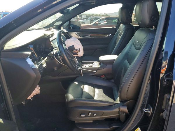 2021 CADILLAC XT5 Sport
