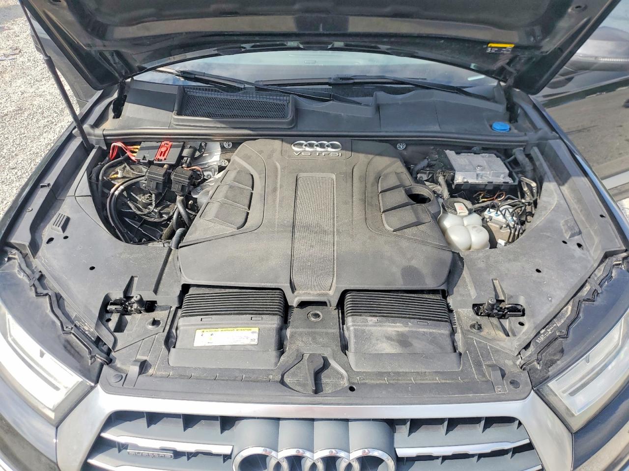 2018 AUDI Q7 quattro Premium Plus