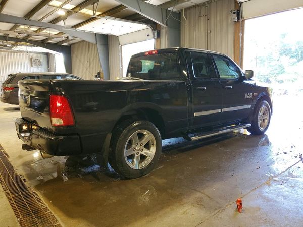 2013 RAM 1500 ST