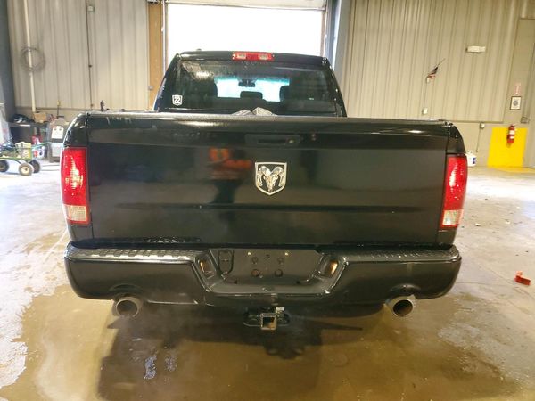 2013 RAM 1500 ST