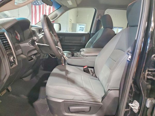 2013 RAM 1500 ST