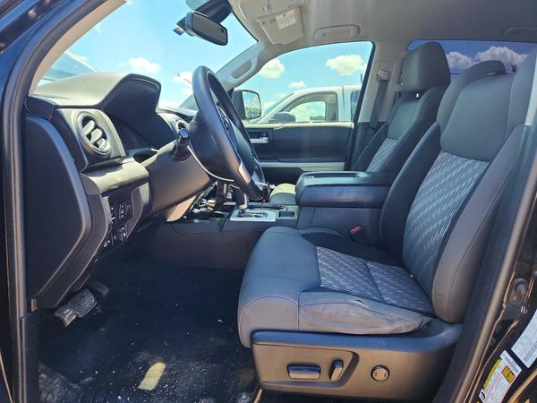 2019 TOYOTA TUNDRA SR5 Grade