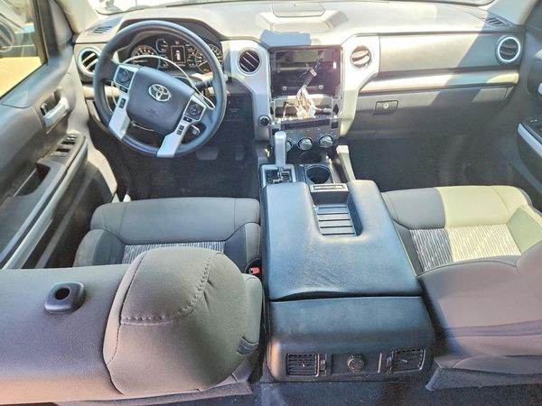 2019 TOYOTA TUNDRA SR5 Grade