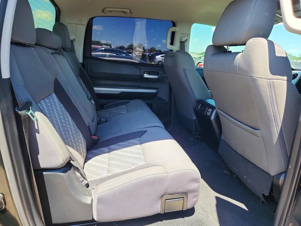 2019 TOYOTA TUNDRA SR5 Grade