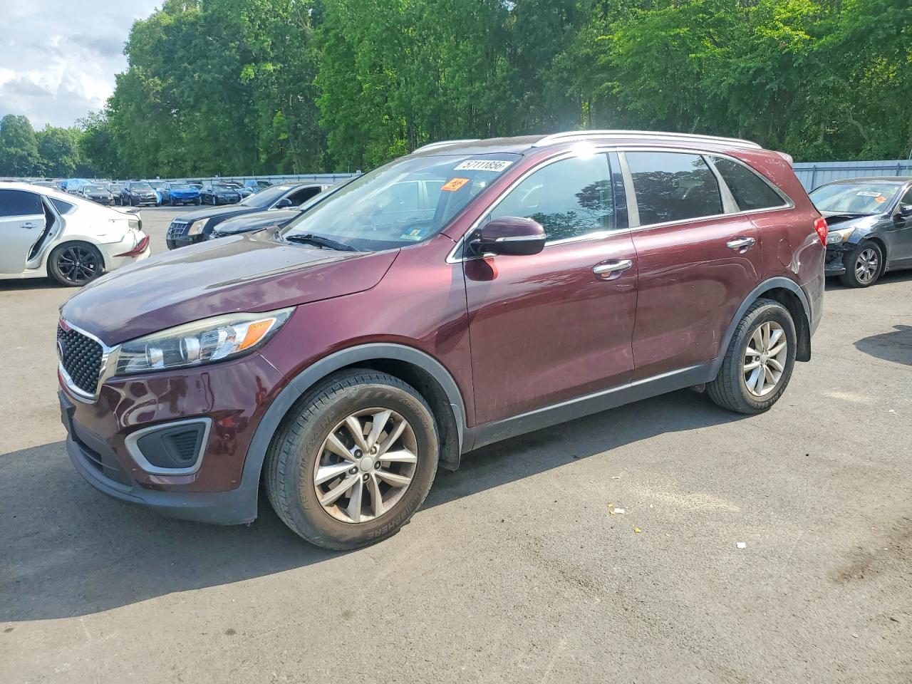 2016 KIA SORENTO L / LX