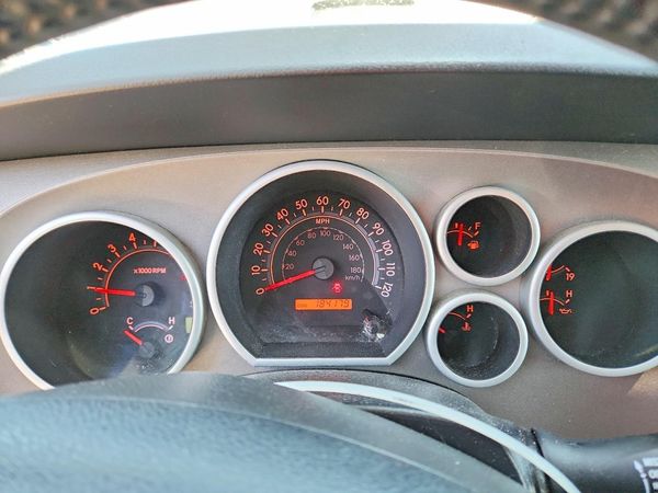 2013 TOYOTA SEQUOIA SR5 grade