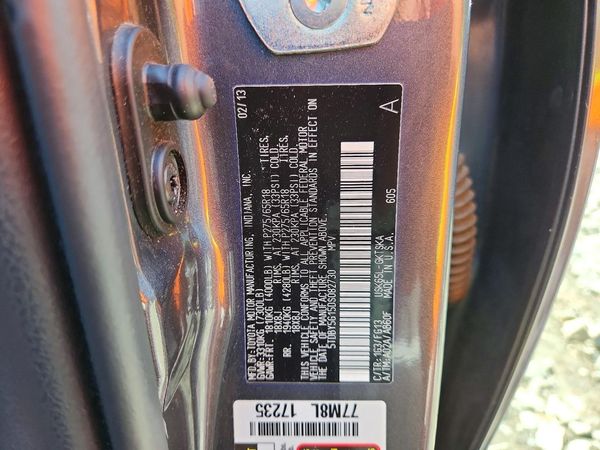 2013 TOYOTA SEQUOIA SR5 grade