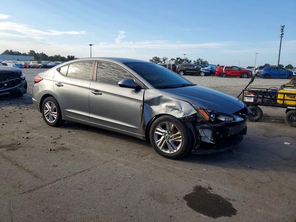 2019 HYUNDAI ELANTRA