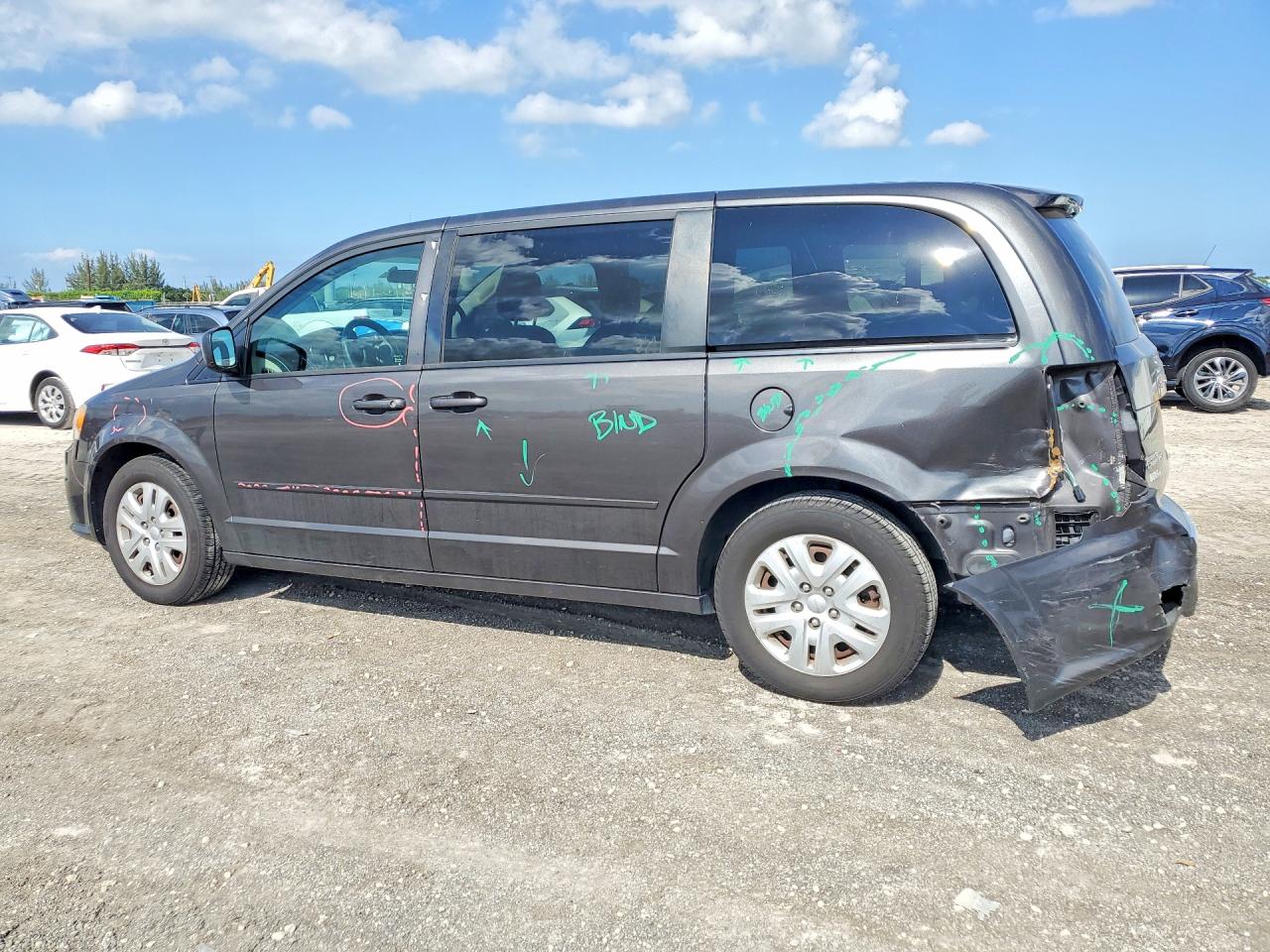 2015 DODGE GRAND CARAVAN SE