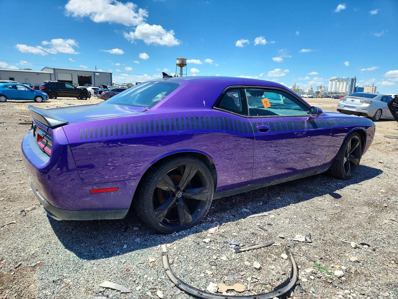 2016 DODGE CHALLENGER SXT Plus