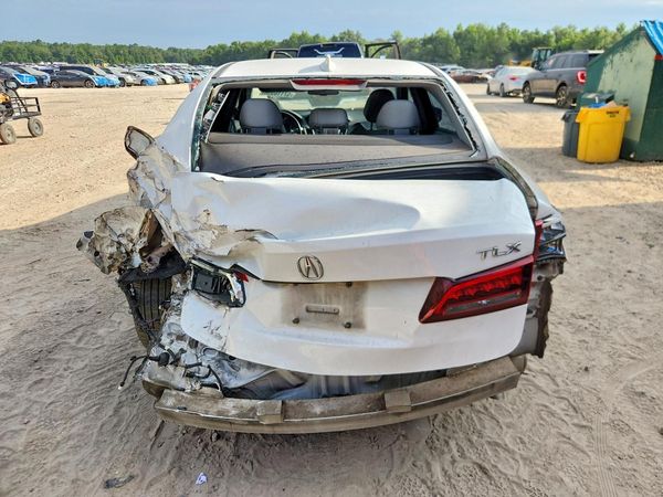 2016 ACURA TLX Base