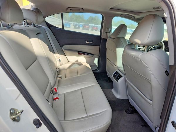 2016 ACURA TLX Base