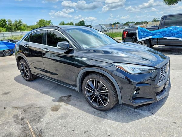 2022 INFINITI QX55 Luxe